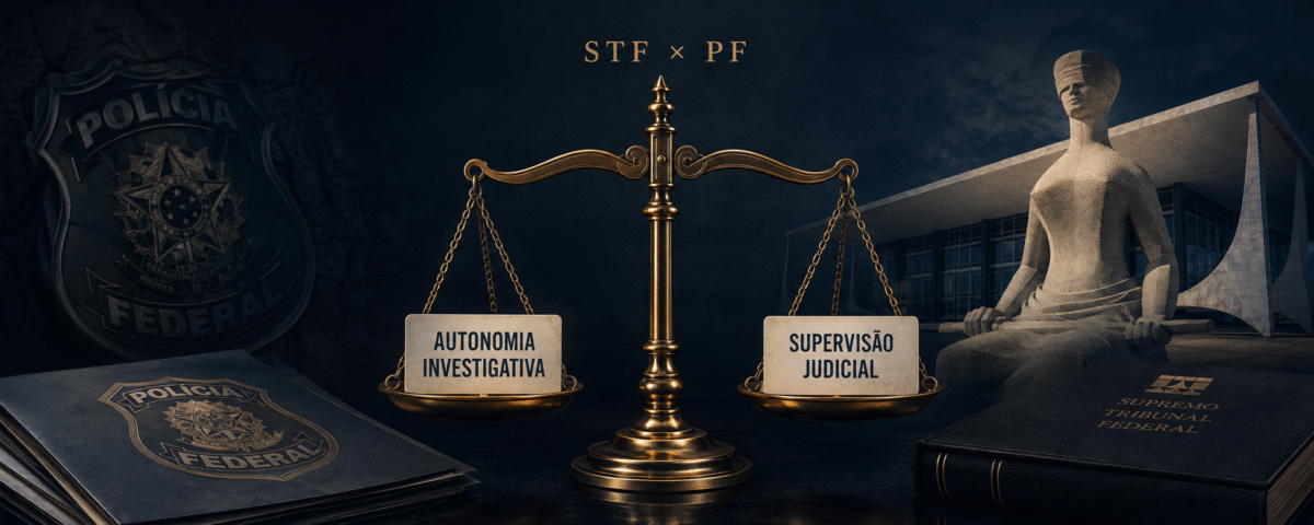Balança simboliza a tensão entre autonomia investigativa da Polícia Federal e supervisão judicial do STF, diante dos edifícios das duas instituições.